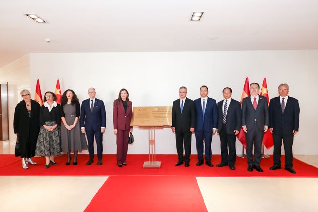 1763108941438023998.jpg 2025111309163927.jpg